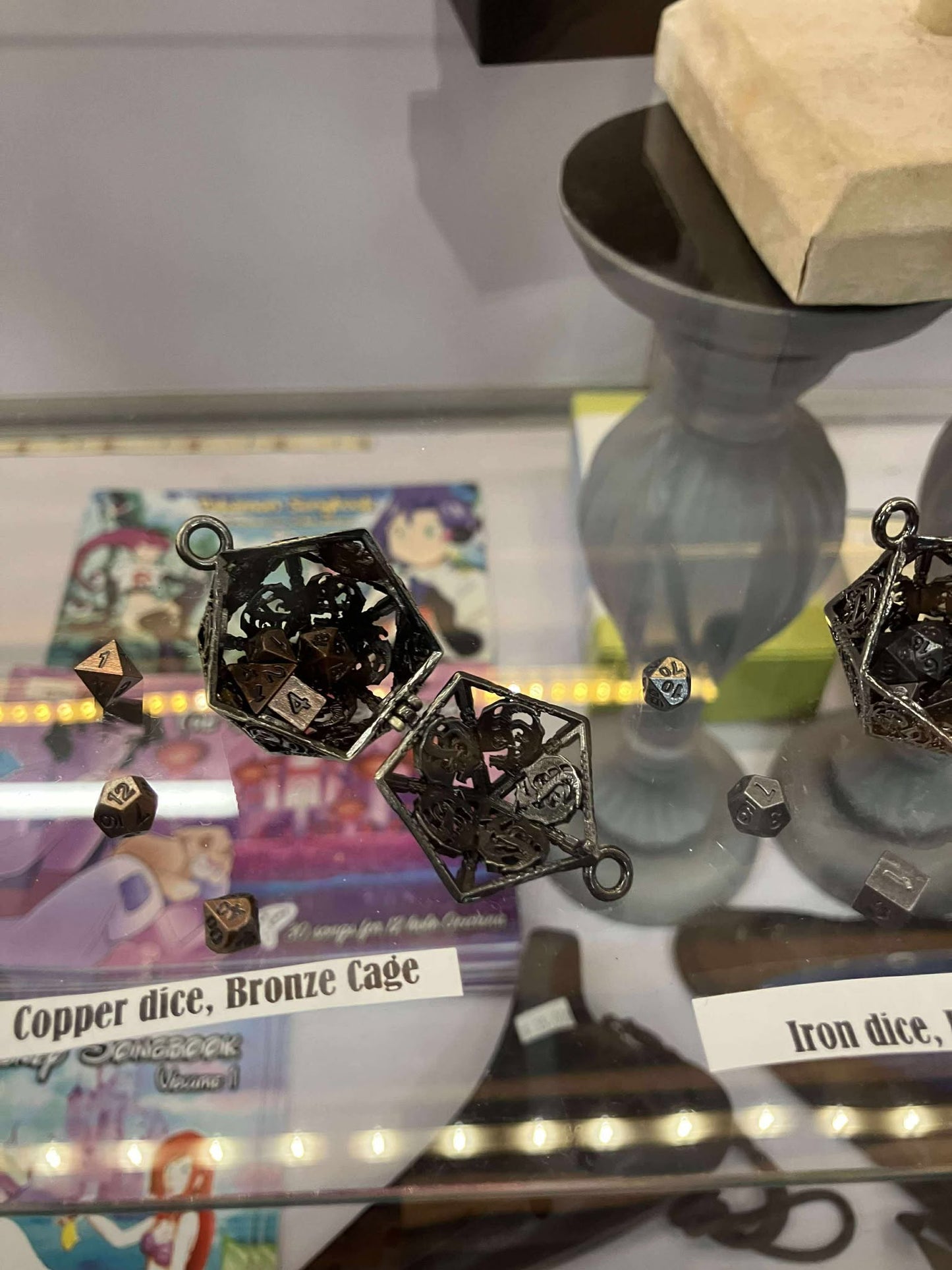 Hollow D20 Dice Cage with Mini Metal Dice Set