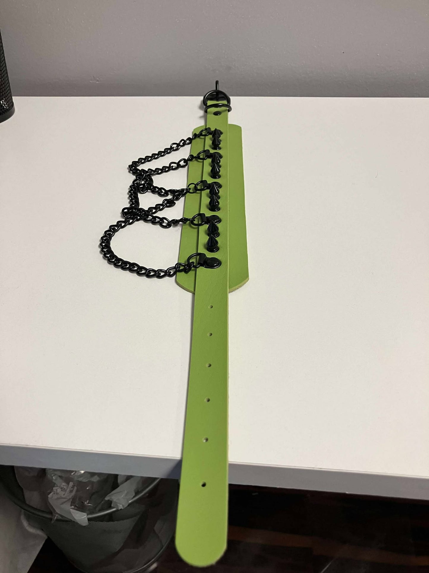 Harajuku Choker/Necklace Flat with spikes and chains