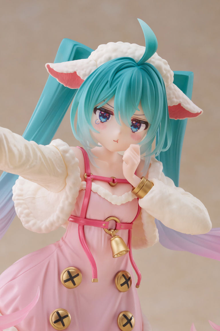 Hatsune Miku Wonderland Figure The Wolf and the Seven Little Goats