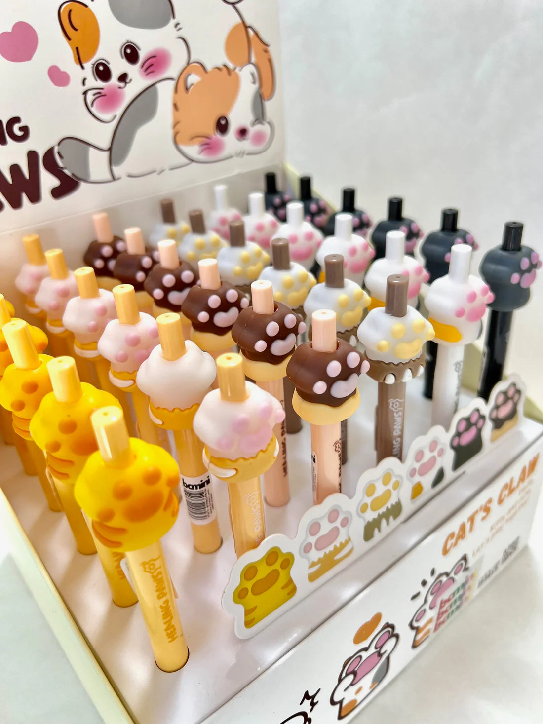 CAT PAWS RETRACTABLE GEL PEN