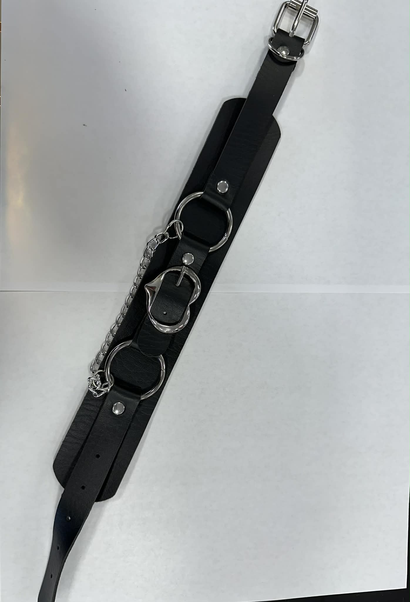 Harajuku Choker/Thick Heart Buckle and Chain