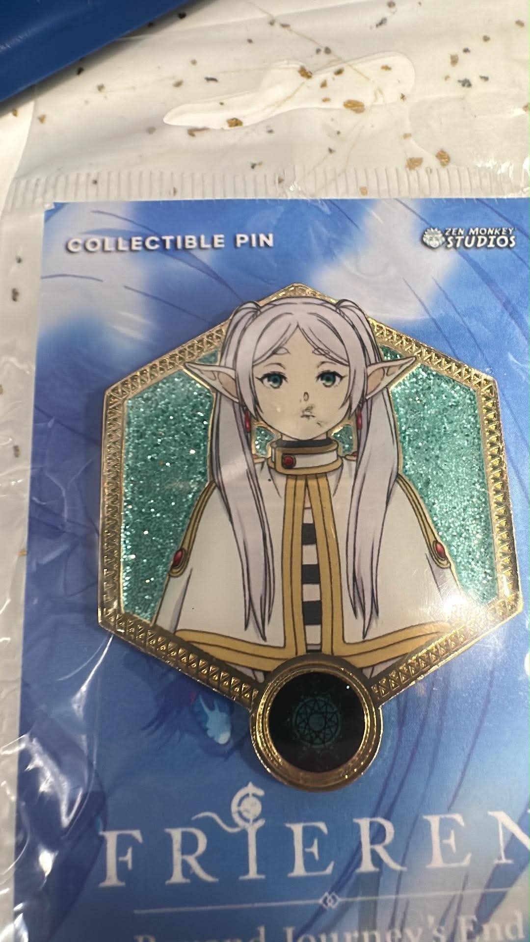 FRIEREN BEYOND JOURNEYS END FRIEREN  PIN Defect