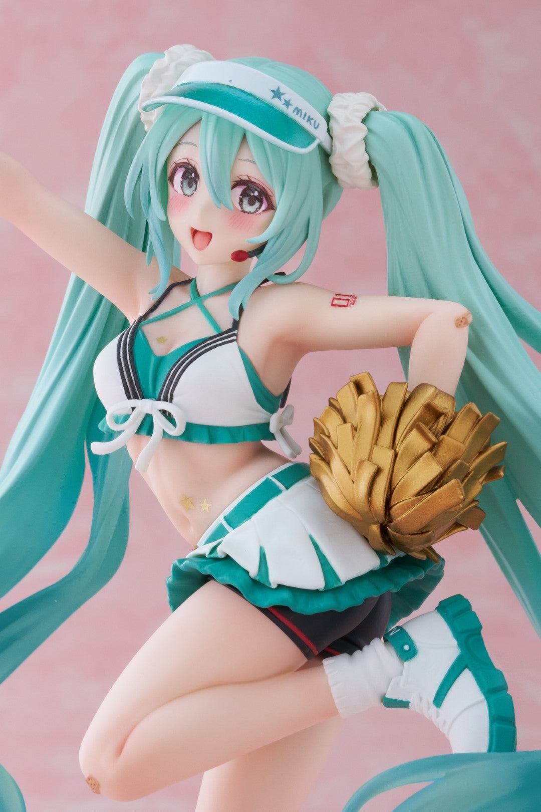 HATSUNE MIKU FASHION UNIFORM FIG