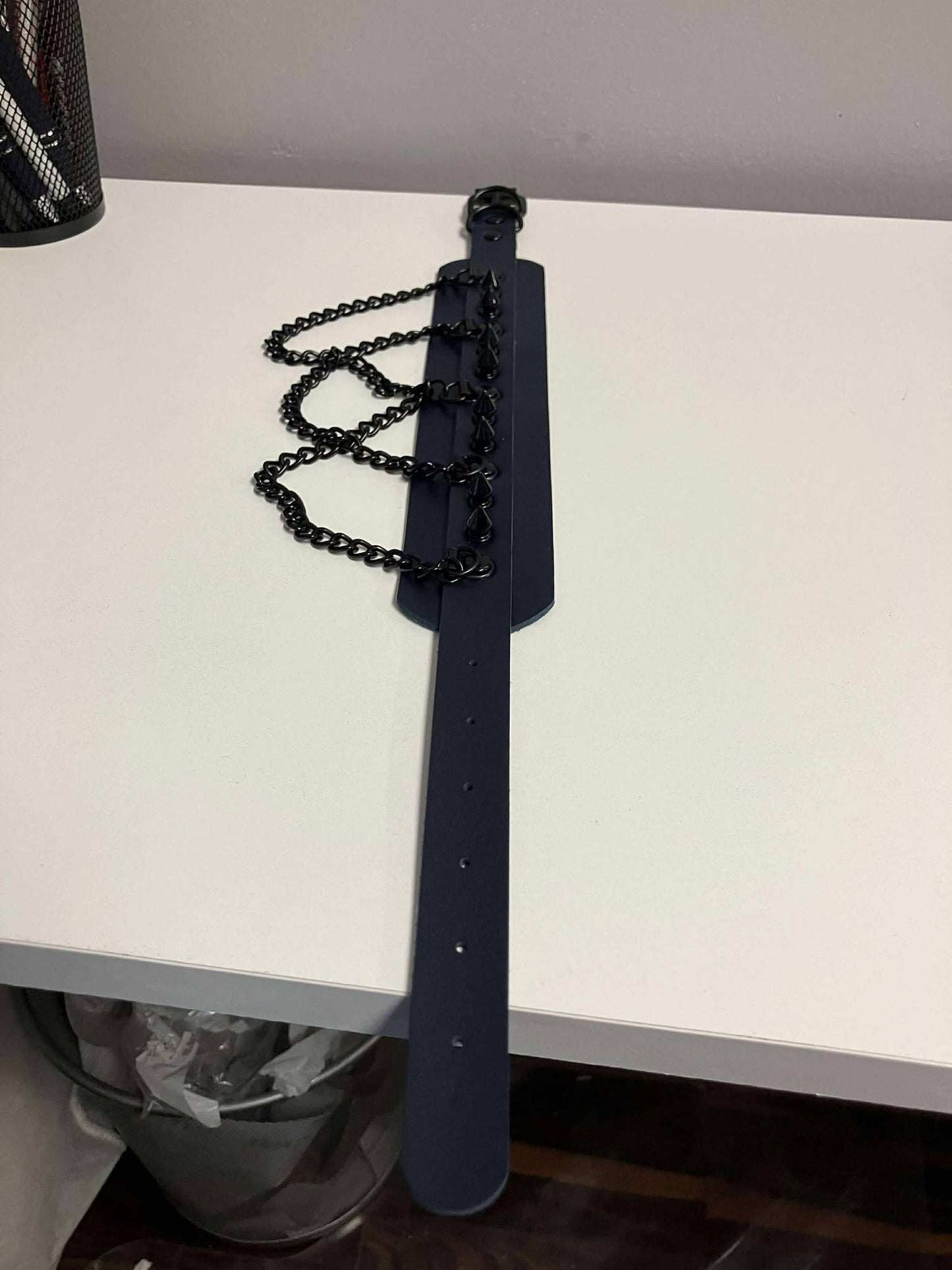 Harajuku Choker/Necklace Flat with spikes and chains