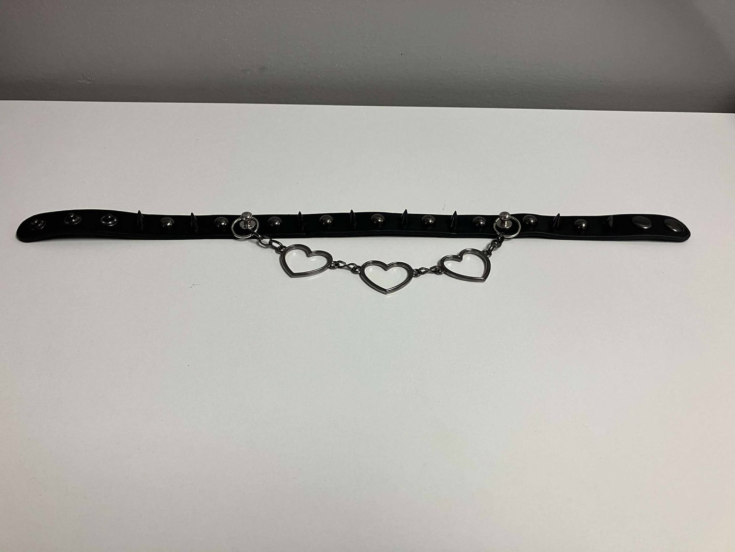 Harajuku Choker/Necklace Spikes with Heart Chain